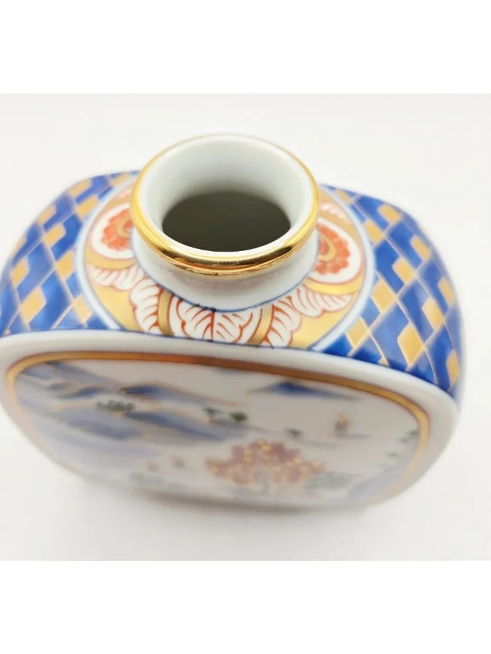 Hand-Painted Otagiri Japanese Porcelain Vase Scenic Design